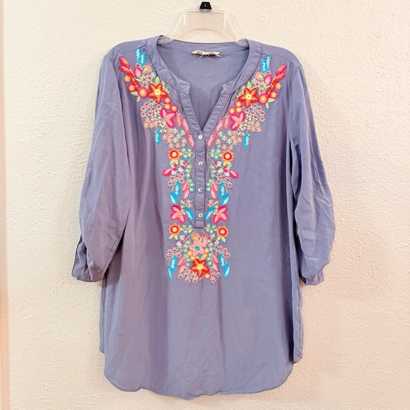 Solitaire Tops - Solitaire gray embroidered tunic blouse